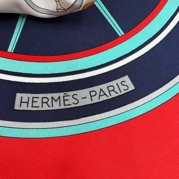 Hermes 100% Silk Scarf - EUC with COA - Picture 4 of 13
